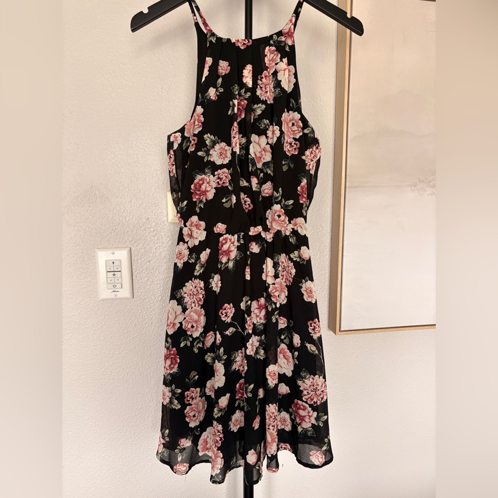 Francesca's Collections Black Midi Dress with Pink Floral Print